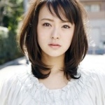 貫地谷しほり的主页