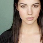 Adelaide Kane的主页