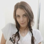 Alexa Pearl的主页