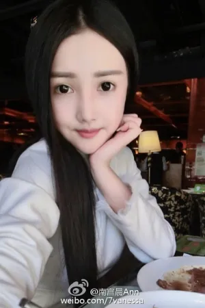 童言巨乳海量私房照 南龏晨