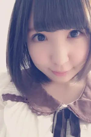 奶牛美女的自拍照 森はるら