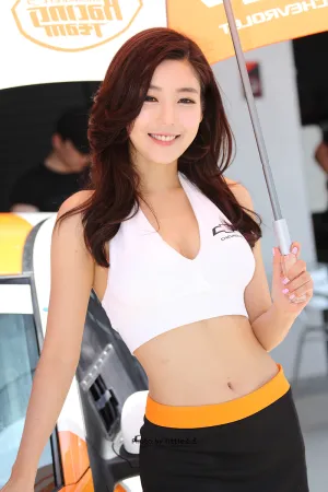 高清赛车女郎写真集 조상히