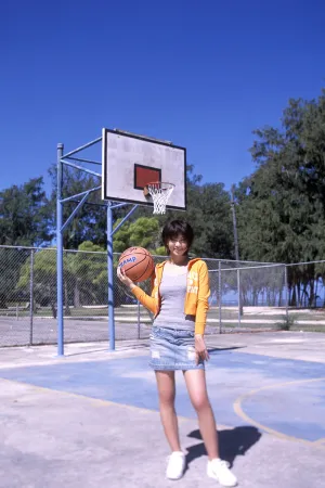 Hoop!For-side写真 安田美沙子