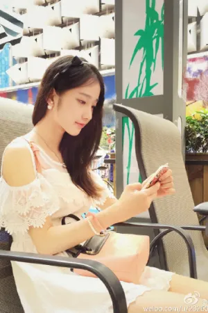 川大银杏女神素颜生活照 魏冬瑞