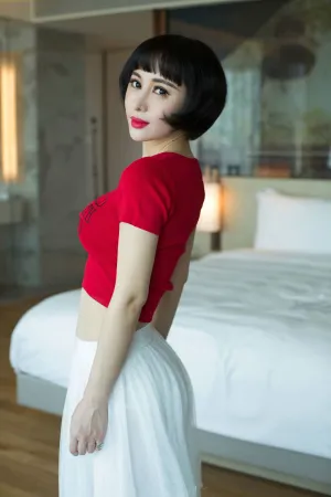 [Ugirls]尤果网 第85期 浴室美女 叶籽亿