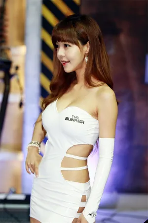 韩国性感模特he Bunker车展 서진아