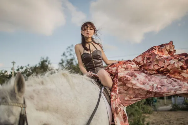 百变精灵南半球女王 周荀