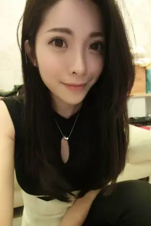 白色比基尼中门大开超诱人 韓呱呱