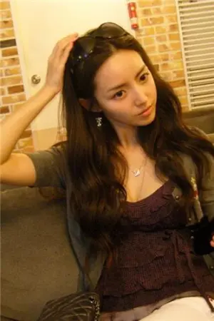 超正美女教师私房照 이나영