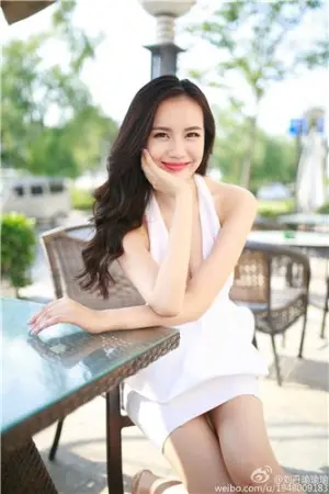 养眼御姐儿私房照 刘丹瑜