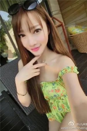 完美身材性感私房照 林娜冰