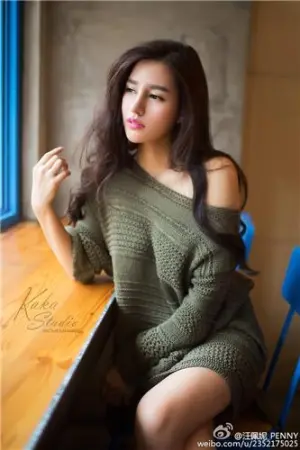 美腿气质女神私房照 汪佩妮