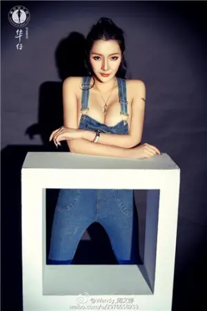 妩媚诱惑写真 周文婷