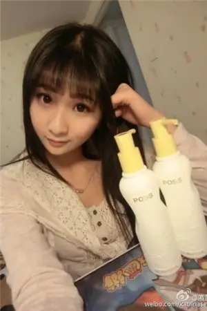 微博清纯私房照 戚蓝尹