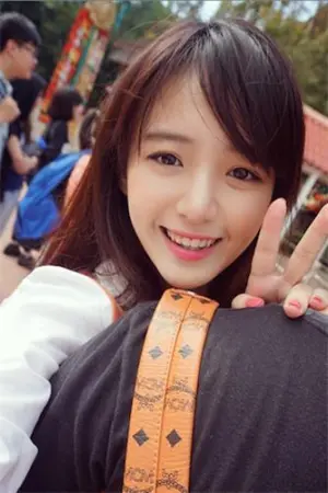 台艺大系花颜值逆袭内地 王绪绪