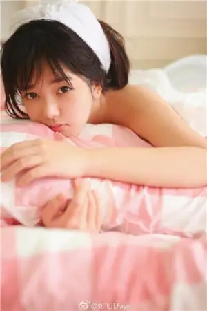 第二本限量写真书花のあと精选 刘飞儿