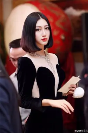 yue宝贝儿(王玥)- 清新短发养眼写真 王玥