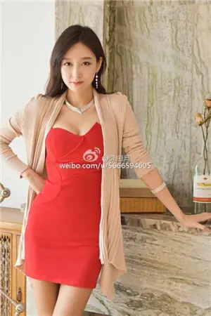 超养眼的微博私房写真 弈思月