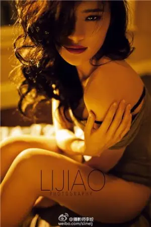 高挑美模如此性感 马冰玉