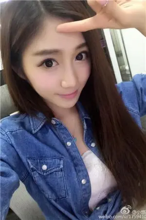 小悠珊珊(高珊)- 美人电竞主播私房照 高珊-