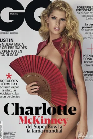 嫩模夏洛特登GQ杂志封面 全裸演绎中国红 Charlotte McKin