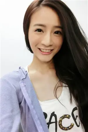 Ray 气质出众的超正的音乐教师 邱俐颖