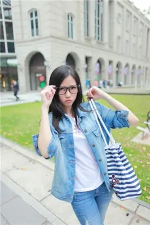 美女职业电竞选手角色扮演写真 森野叶子