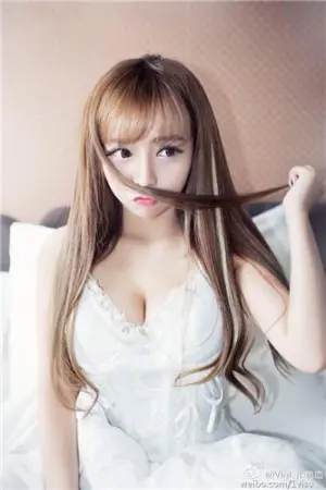 可爱美少女私房照 VioLet-璐璐