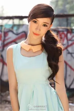 倪慕斯 北影校花 高挑美模 瑞丽之星 倪承艾