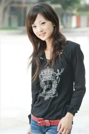 台湾清纯美女果子MM张凯洁服饰图集 张允霏