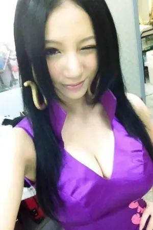 最美蛇姬海贼王女帝COS+私房凸点照 林采缇