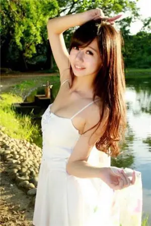 张菁菁 身材爆好的长腿美模 张芸菁