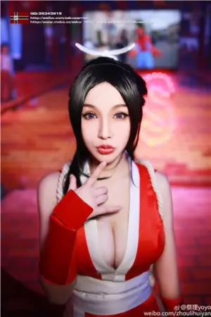 人气Coser写真美图 周李慧妍