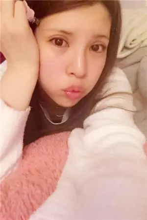 天然美人维特生活照 坂口杏里