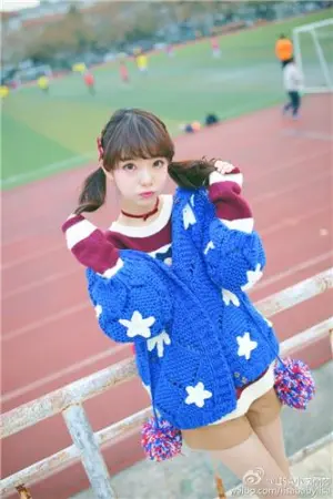 LISA 萌系骨精灵美艳女神写真 小李丽莎