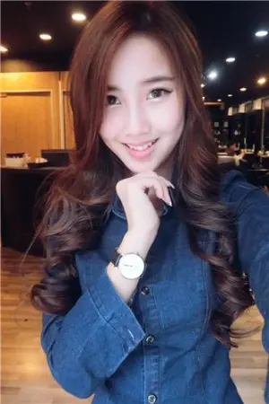 齐恩Qien Lan 拥有模特儿身材的大马美女 蓝齐恩