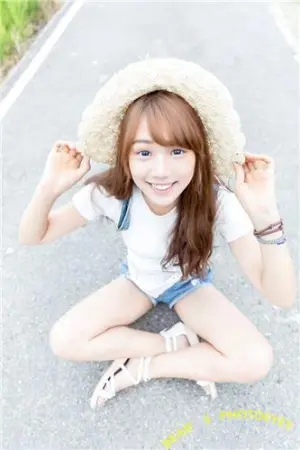 超萌复兴商工校日系校花 吕家伶