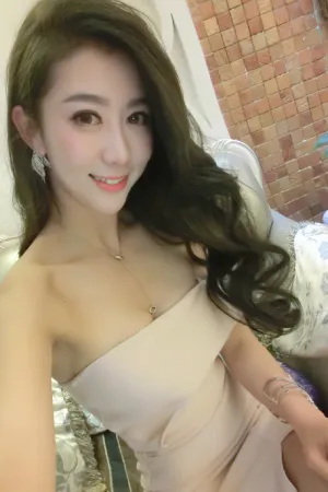 海量健身房自拍照 海滩旅游泳装写真 王奕婕