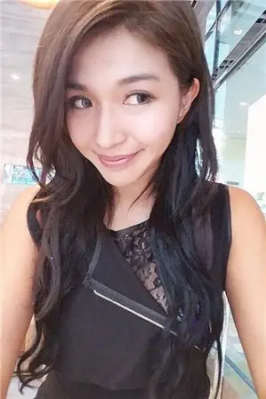 Vicky IG美艳私房照 陈伟琪