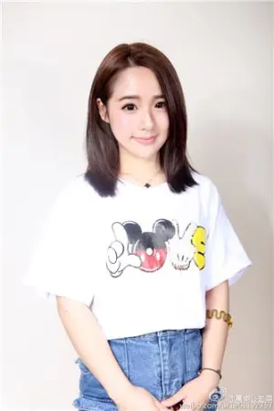 可爱showgirl微博私房照 萬年公主癖