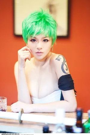 野猪桃桃宝-桃子生日纪念女版索隆 柯哲娴