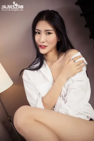 [TouTiao]头条女神 2016.07.21 又见白衬衫 暧妮