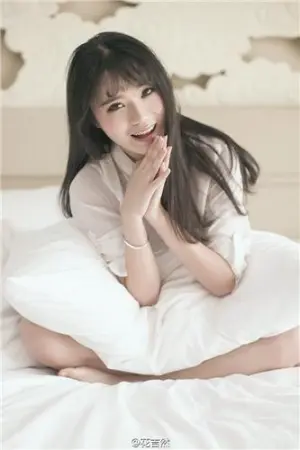 然花花 微博私房定制写真 花吉然