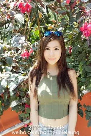 Bonnie 微博私房照 梁晶晶