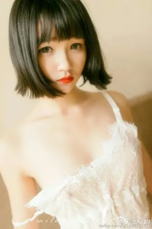 可爱女生私房写真 悦爷妖精