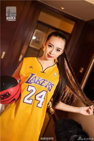 性感篮球宝贝写真 汤悦