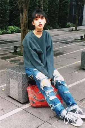 冷艳系Zipper的专属模特儿 中田クルミ