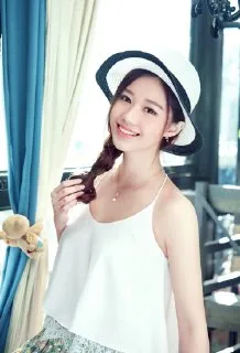 重庆车模靓丽私房照 王太琼