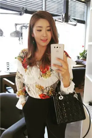 李宝美 日本网友最中意的南韩高尔夫美人 이보미