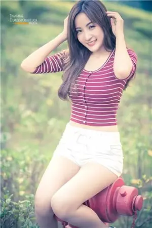 Feary 日韩泰中四国混血户外唯美写真 Thanyarat Charoenpornkittada